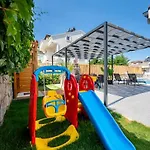 Vip Kleopatra Villa *